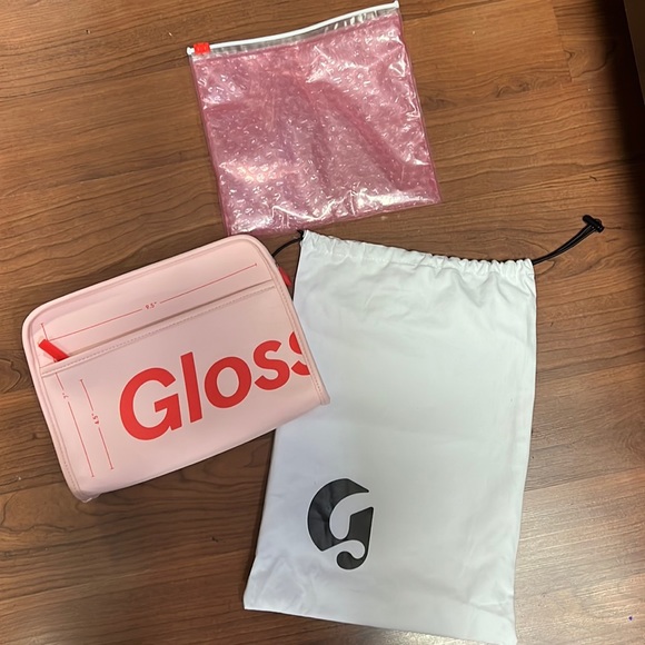 Glossier Accessories - Glossier Beauty Bag